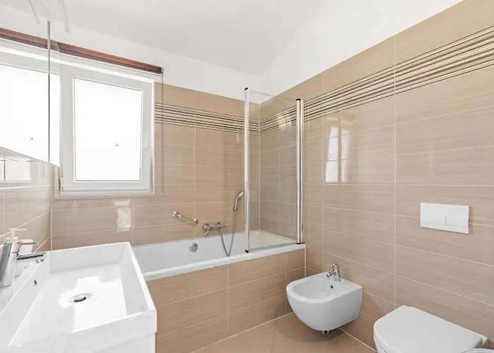 Villa Dominika With Private Pool And Bbq Kaštelir